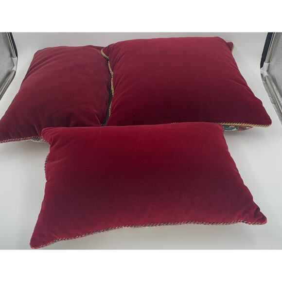 Riverdale Christmas Pillow Set Of Three Angels Gold Wings Tapestry Holiday Decor - Picture 4 of 6